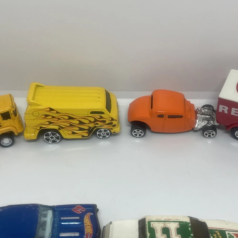 Lot Of‎ 10 toy cars various brands & conditions HOT-WHEELS MAISTO